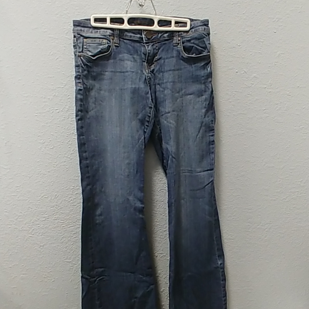 Women's blue jeans